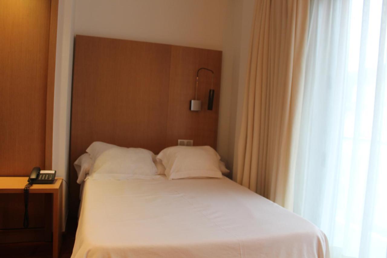 Hotel Ril Burela Ngoại thất bức ảnh